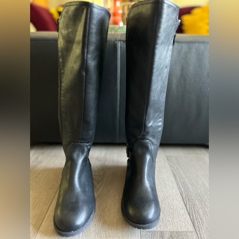 COMFORTVIEW The Milan Tall WIDE-CALF Faux Leather Boot Sz 8 1/2 Wide Black